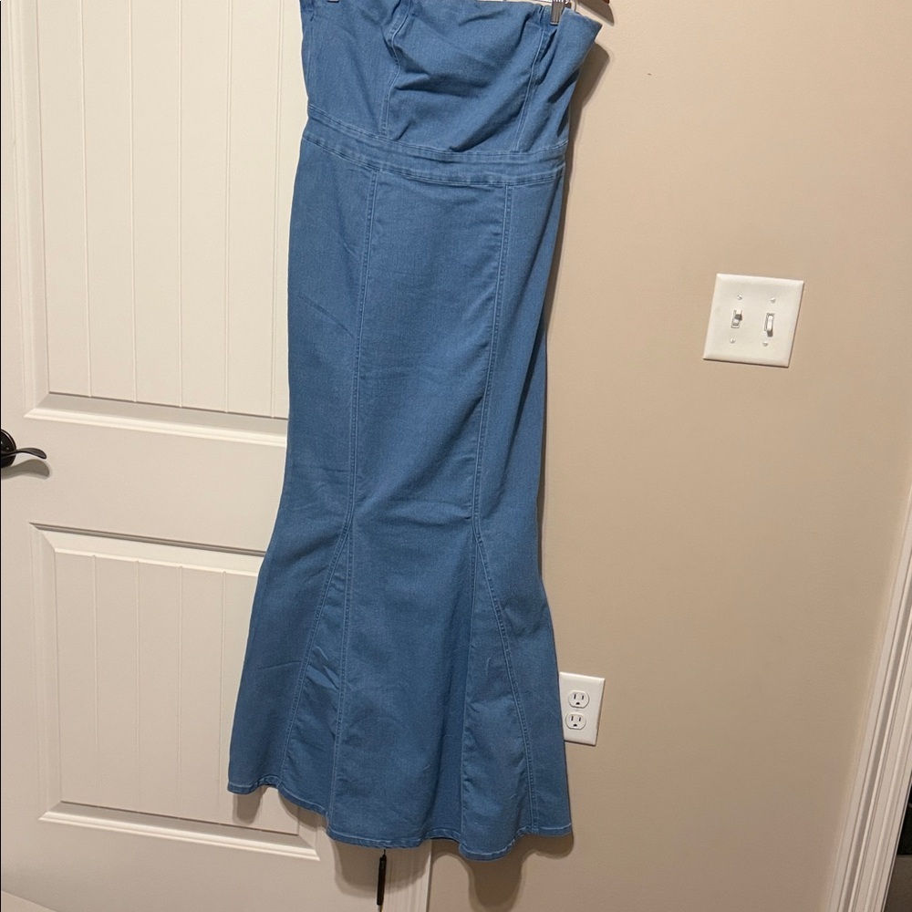 Haute Monde Strapless Blue Dress